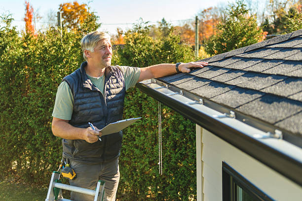 Professional Roofing technician working in Black Eagle, MT